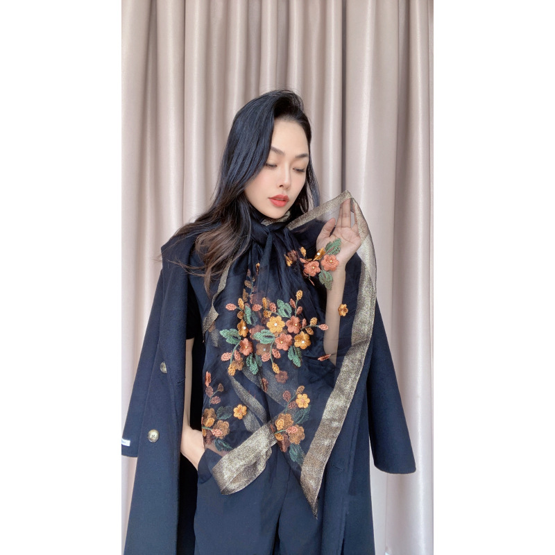 黑色海棠花 刺绣款围 175*75左右