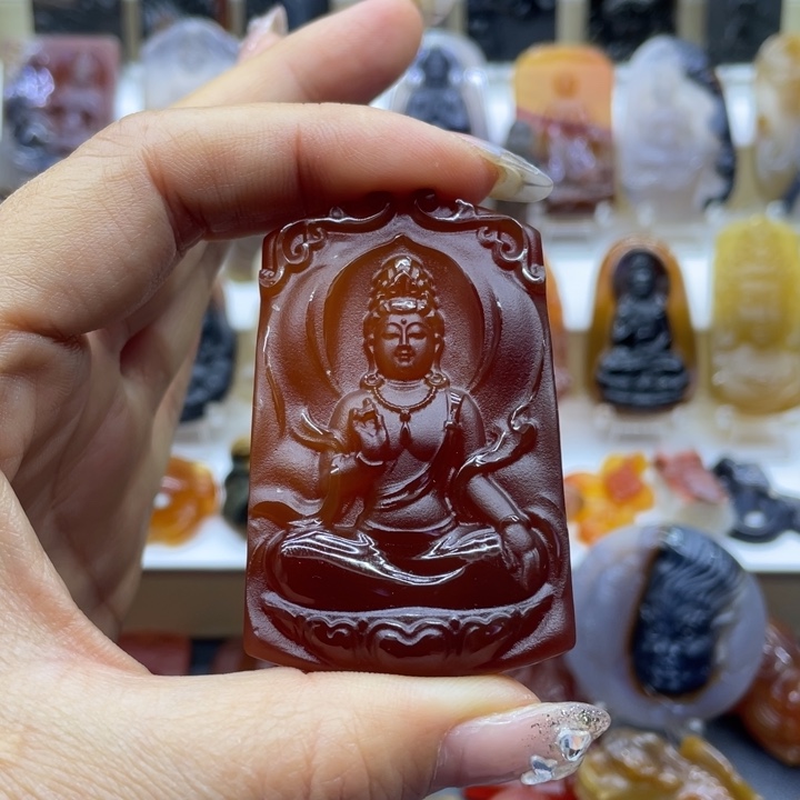 玛瑙/玉髓吊坠(赠链)未镶嵌小**良吊坠