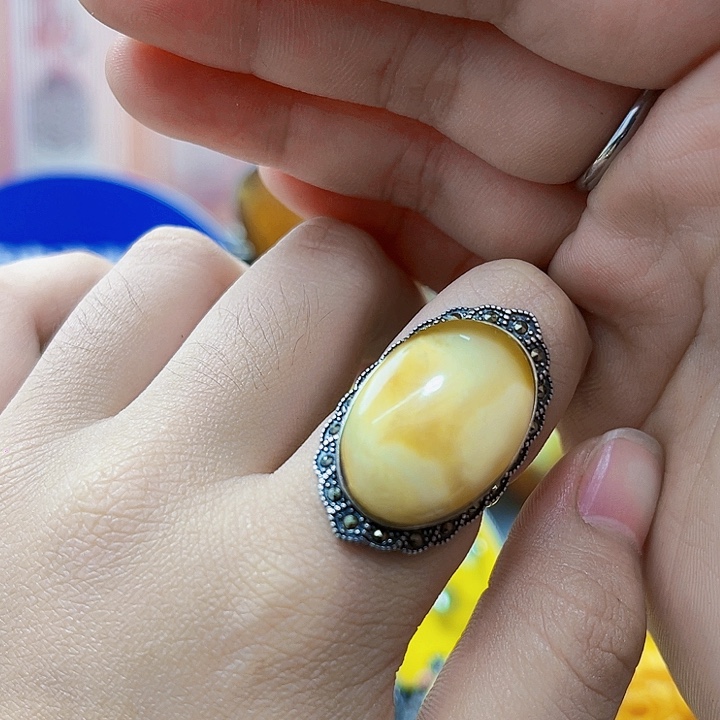 蜜蜡银S925镶嵌裸石戒指
