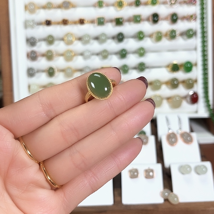 和田玉戒指银S925镀金镶嵌