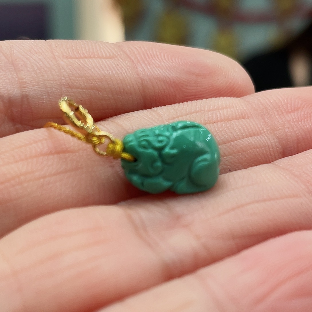 绿松石颈饰未镶嵌