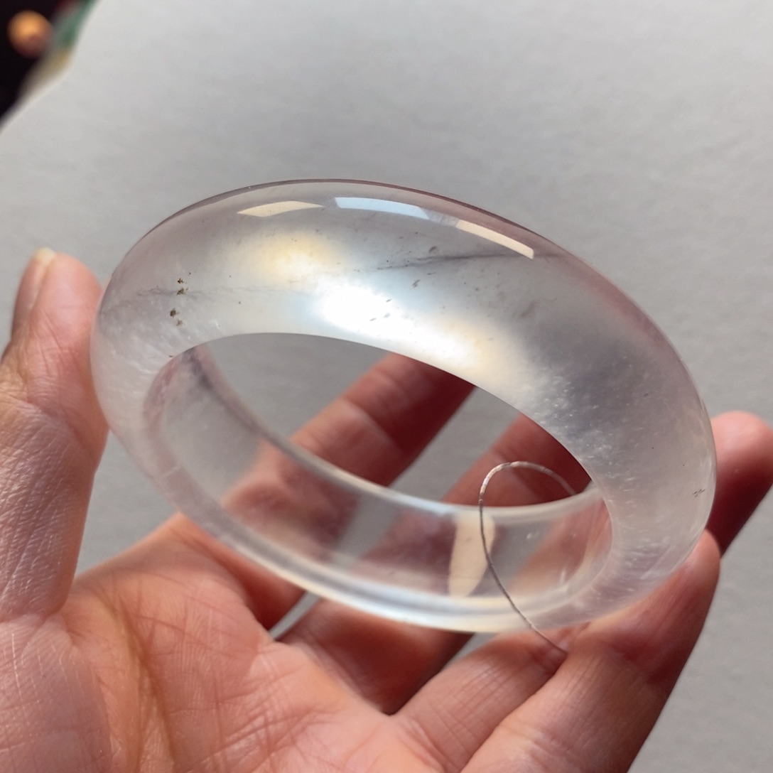 石英质玉手镯未镶嵌52-53