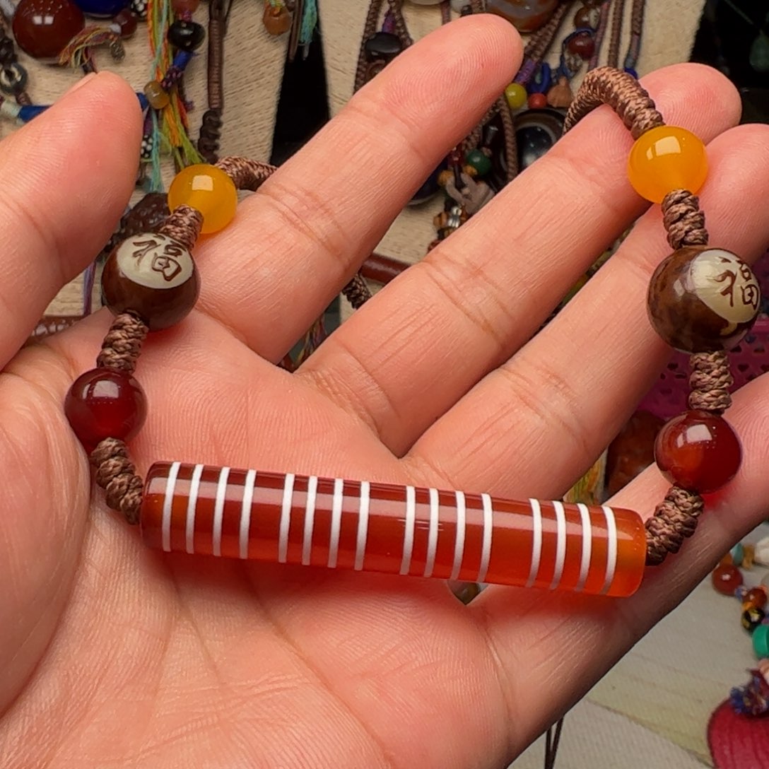 玛瑙/玉髓颈饰未镶嵌