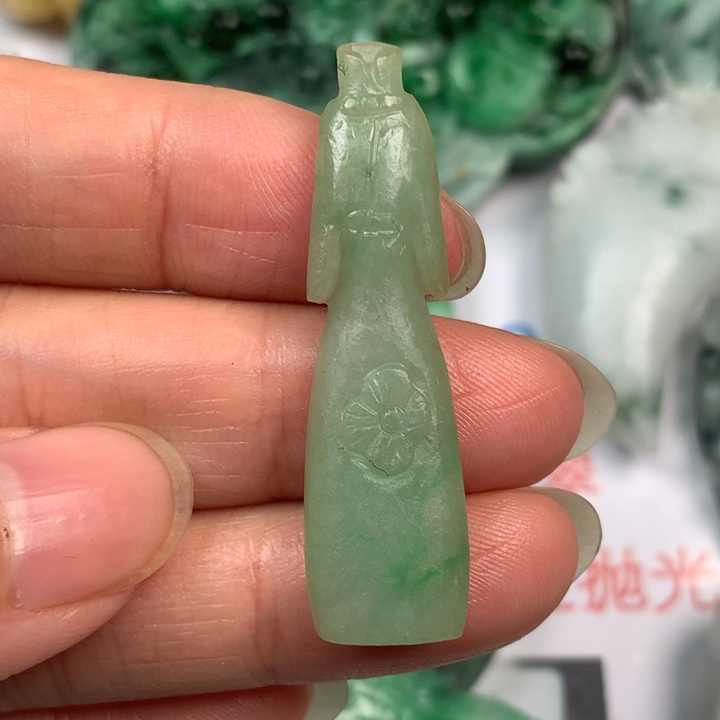 定制翡翠未镶嵌翡翠