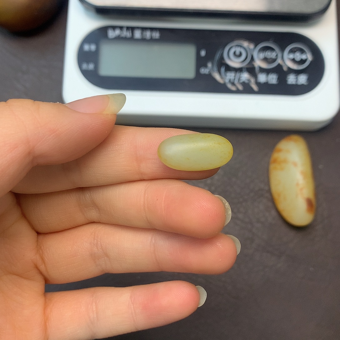 和田玉（糖玉）未镶嵌挂件