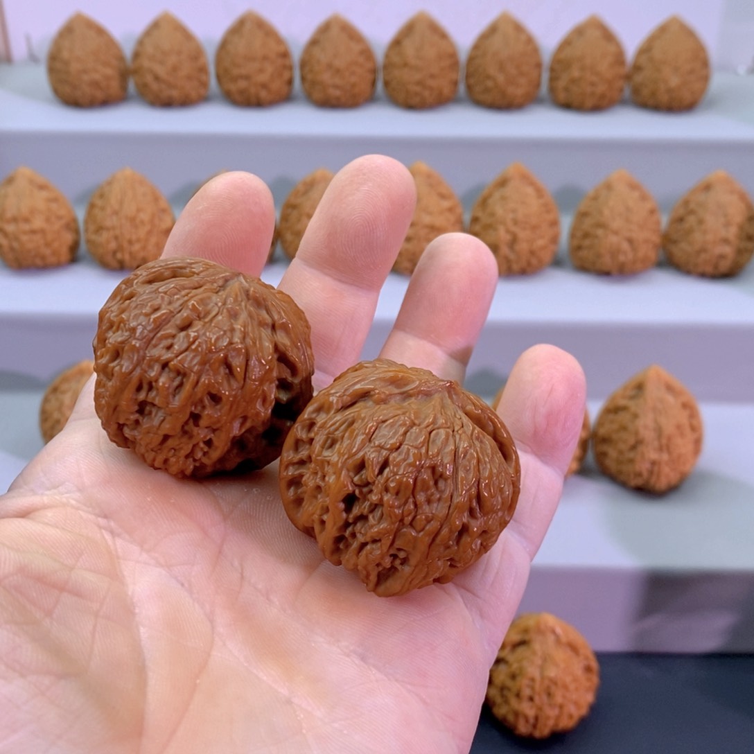 文玩核桃把件40皇家正圆