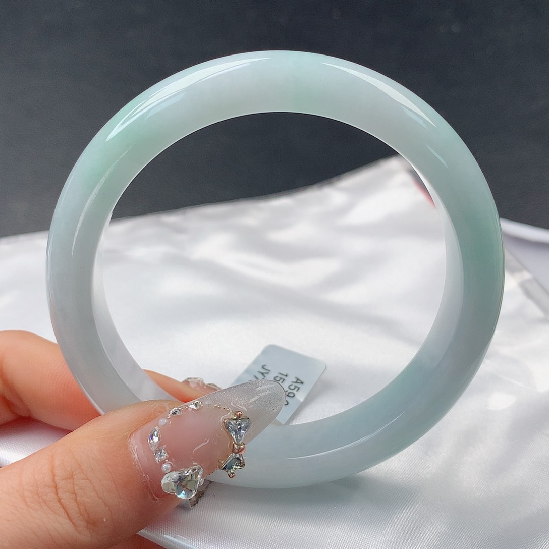 翡翠手镯未镶嵌0088正60