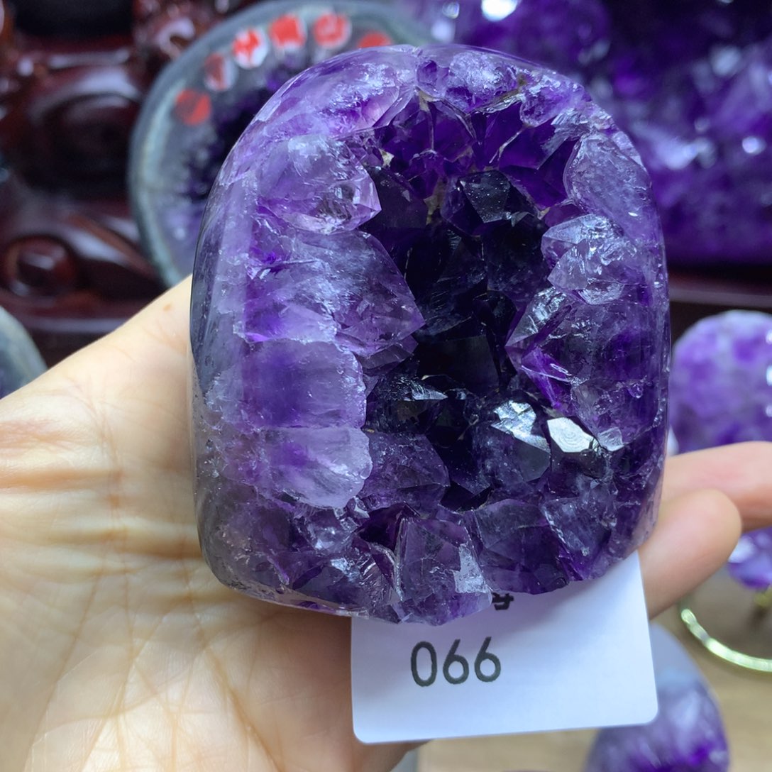 紫晶大型摆件（非配饰）未镶嵌