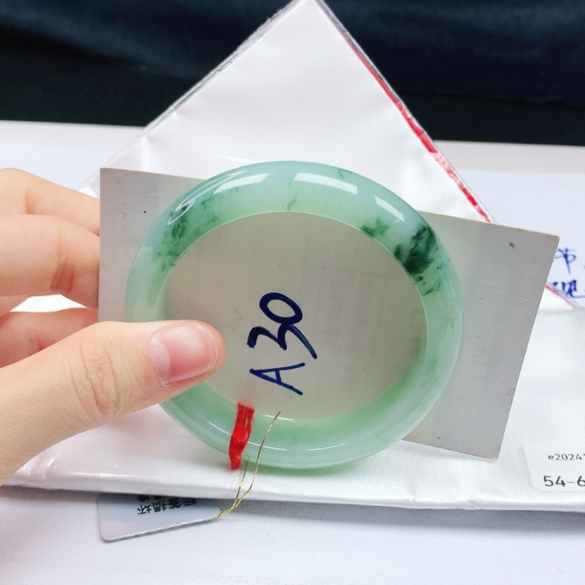 【闪购商品】翡翠手镯未镶嵌天然缅甸a货手镯54