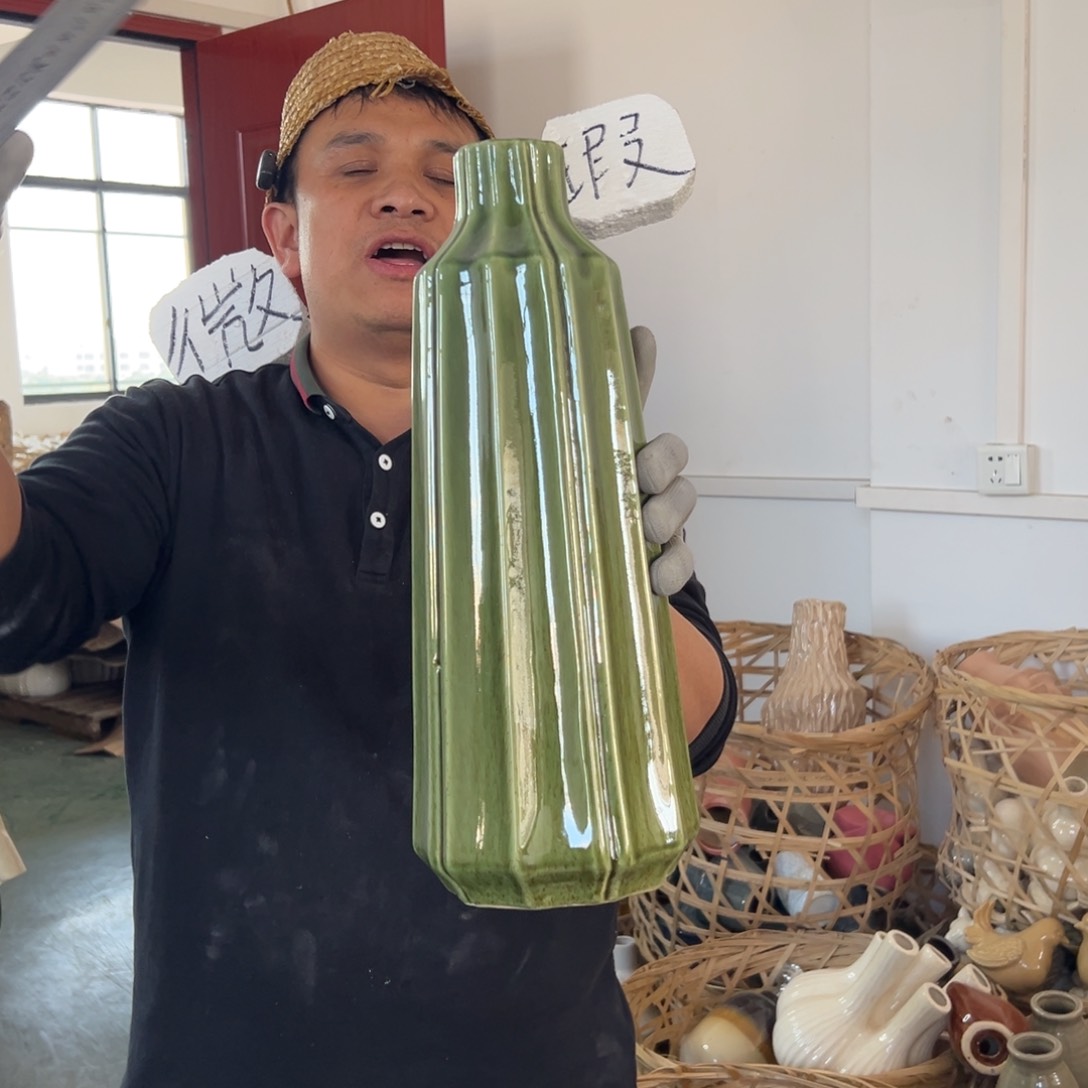 摆件78 号高中低温陶瓷工艺瓶（部分微瑕）