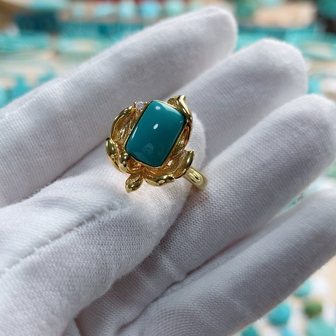 绿松石珠宝奇石18K金镶嵌