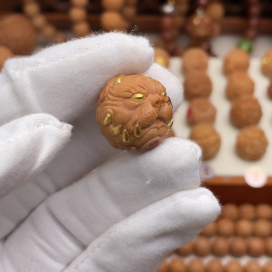 L****吊坠猴头核桃满工狗王