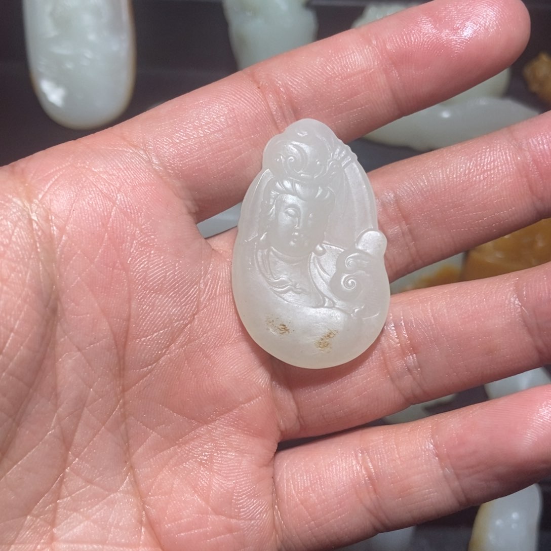 和田玉颈饰未镶嵌半*歌