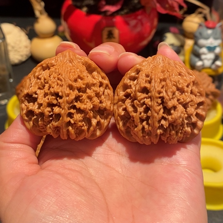 文玩核桃44尺满天星