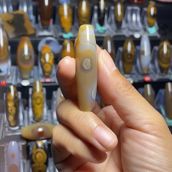 玛瑙/玉髓颈饰未镶嵌