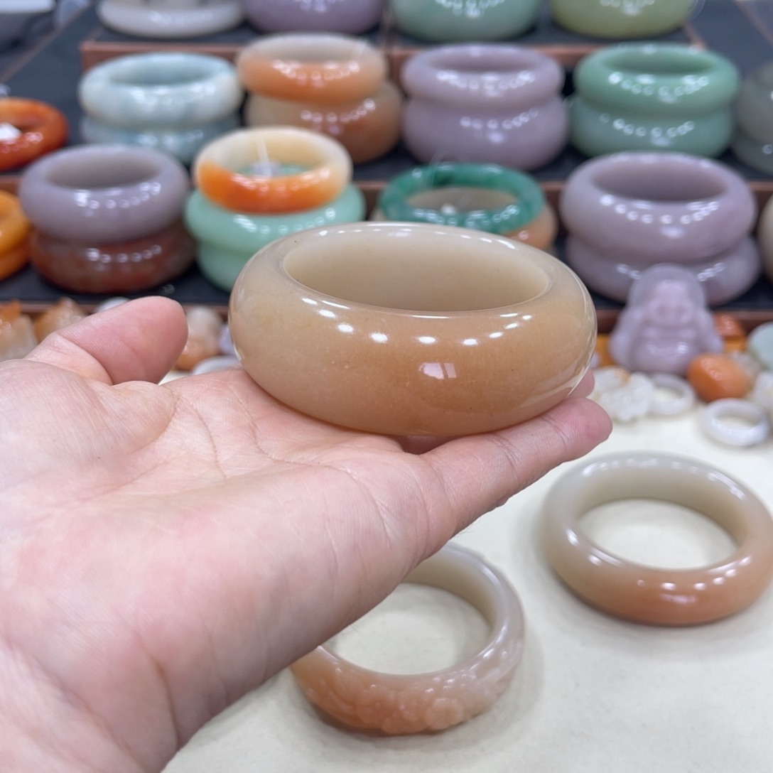 石英质玉你未镶嵌