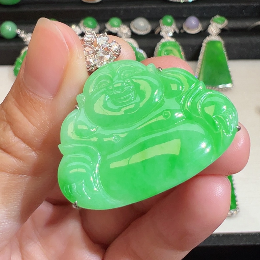 翡翠吊坠(不含链)18K金镶嵌