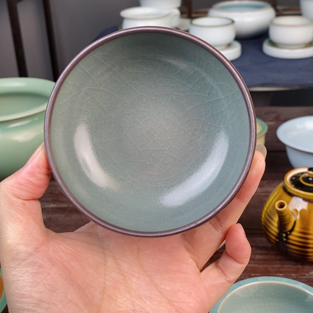 黑胎梅子青紫气东来 茶碗 开片