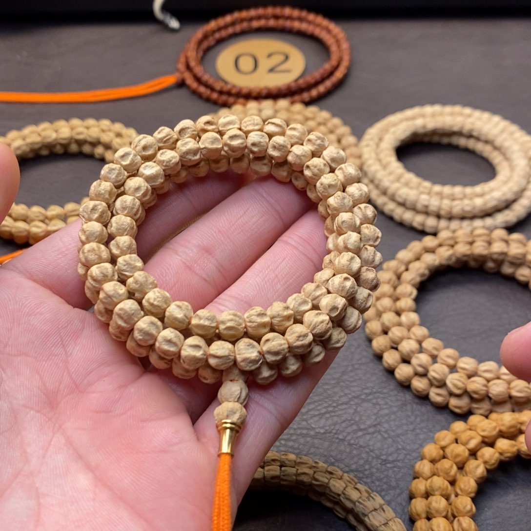 柏香籽/百香籽吊坠怕**啦