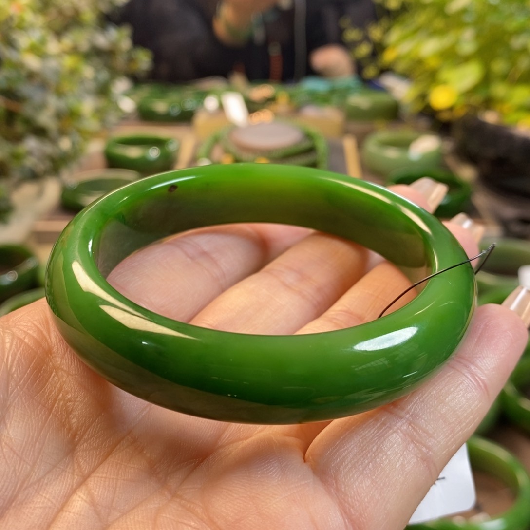 和田玉（碧玉）手镯未镶嵌