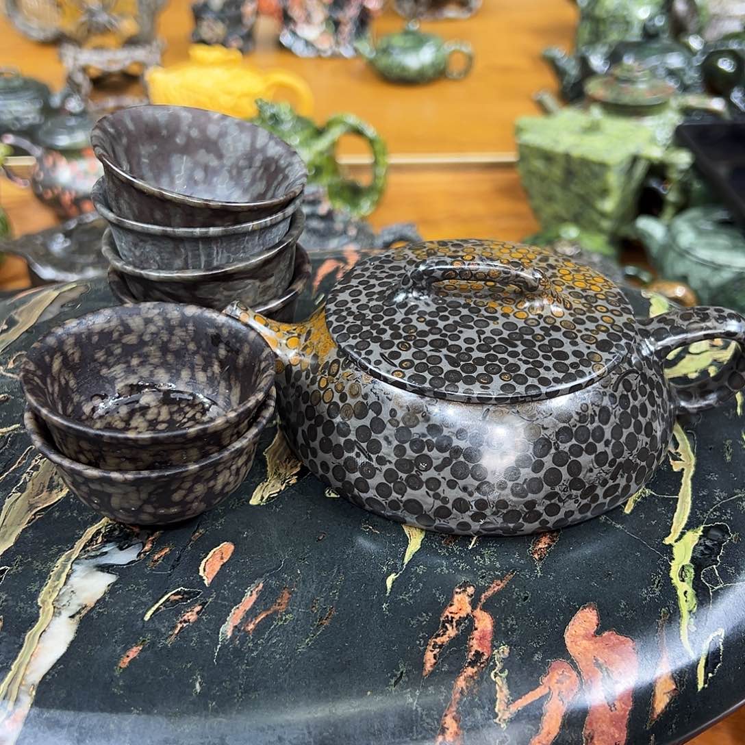 老***庄福利茶空间天然原石