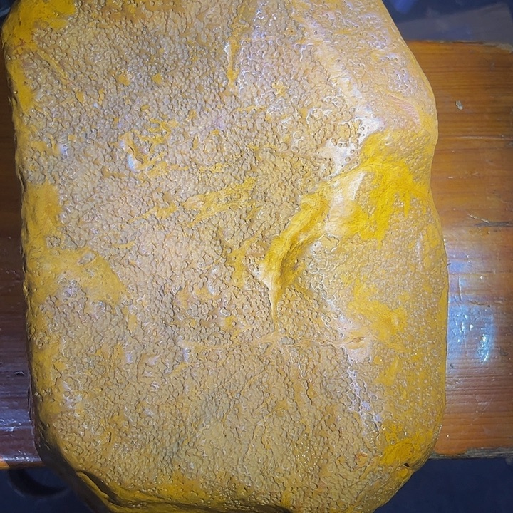 兴***普老挝石黄蜡石籽料