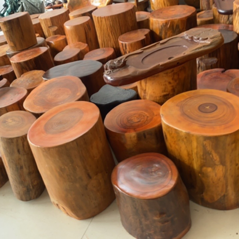 直播一物一拍香樟木墩根雕凳子实木树墩原木树桩木桩底座茶几茶桌