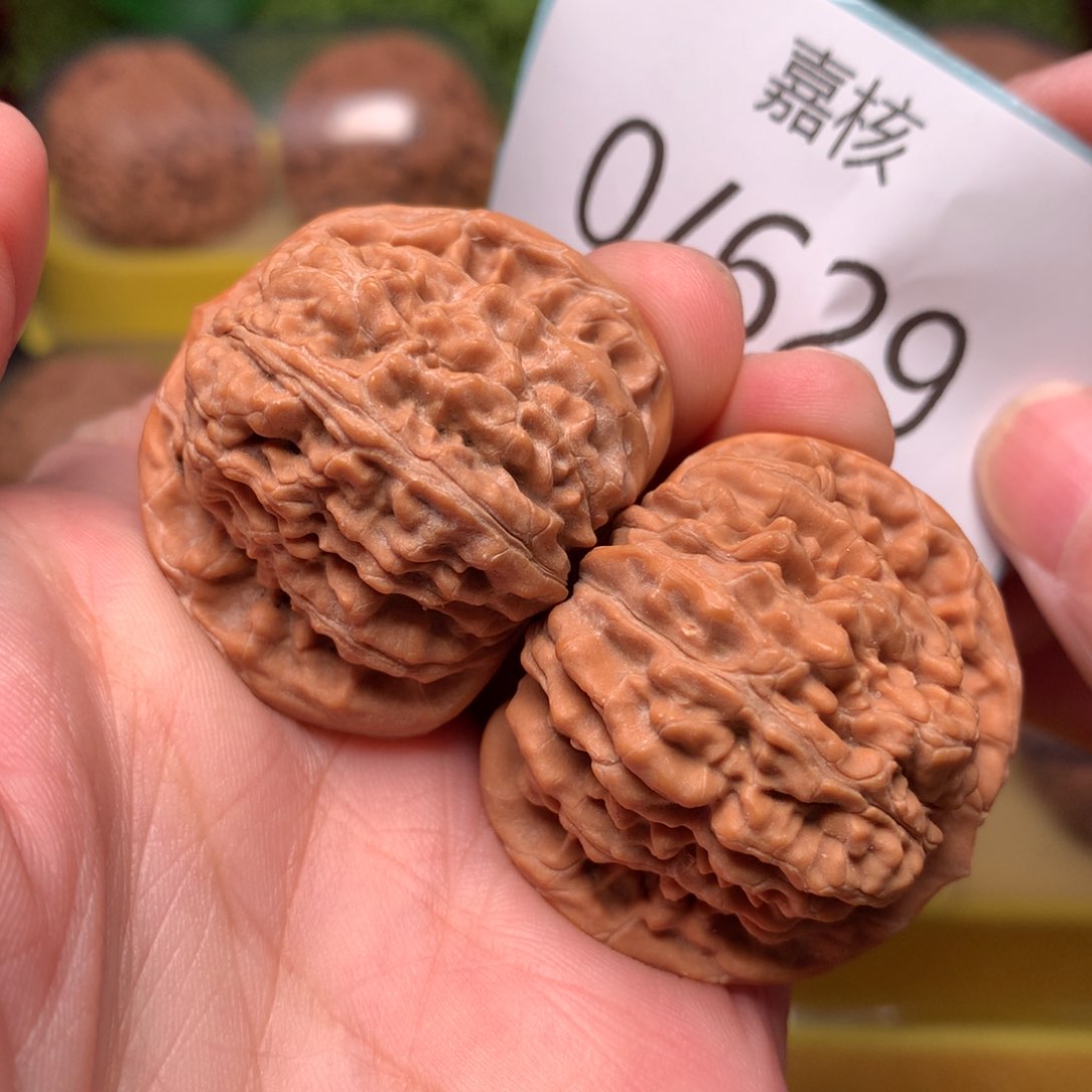 文玩核桃把件汉高楼38