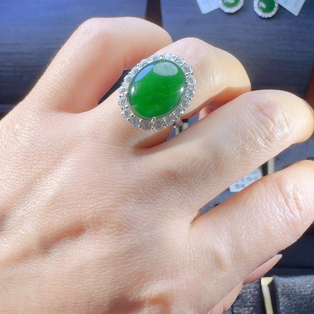 翡翠手镯未镶嵌天然翡A货