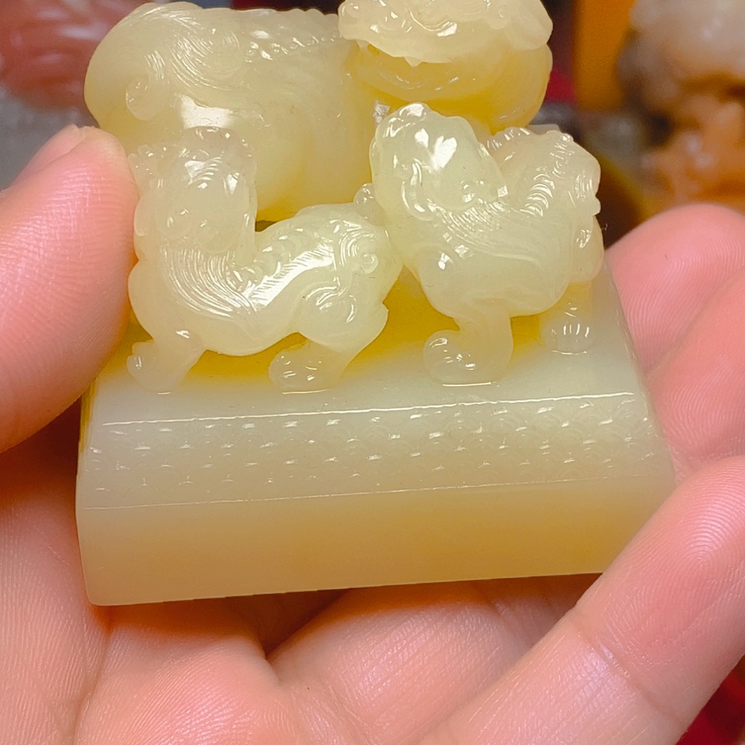 寿山石印石扑**通太狮少狮