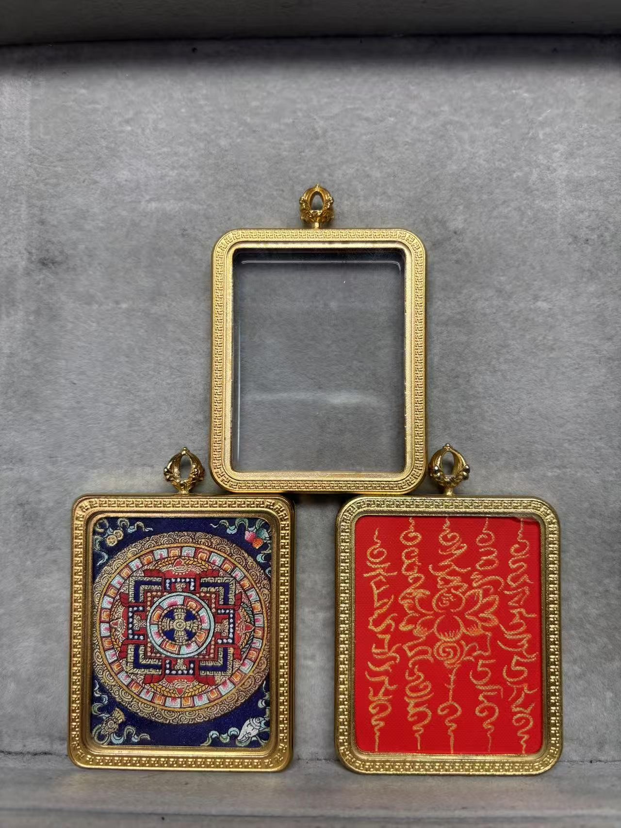 唐卡双面吊坠链接