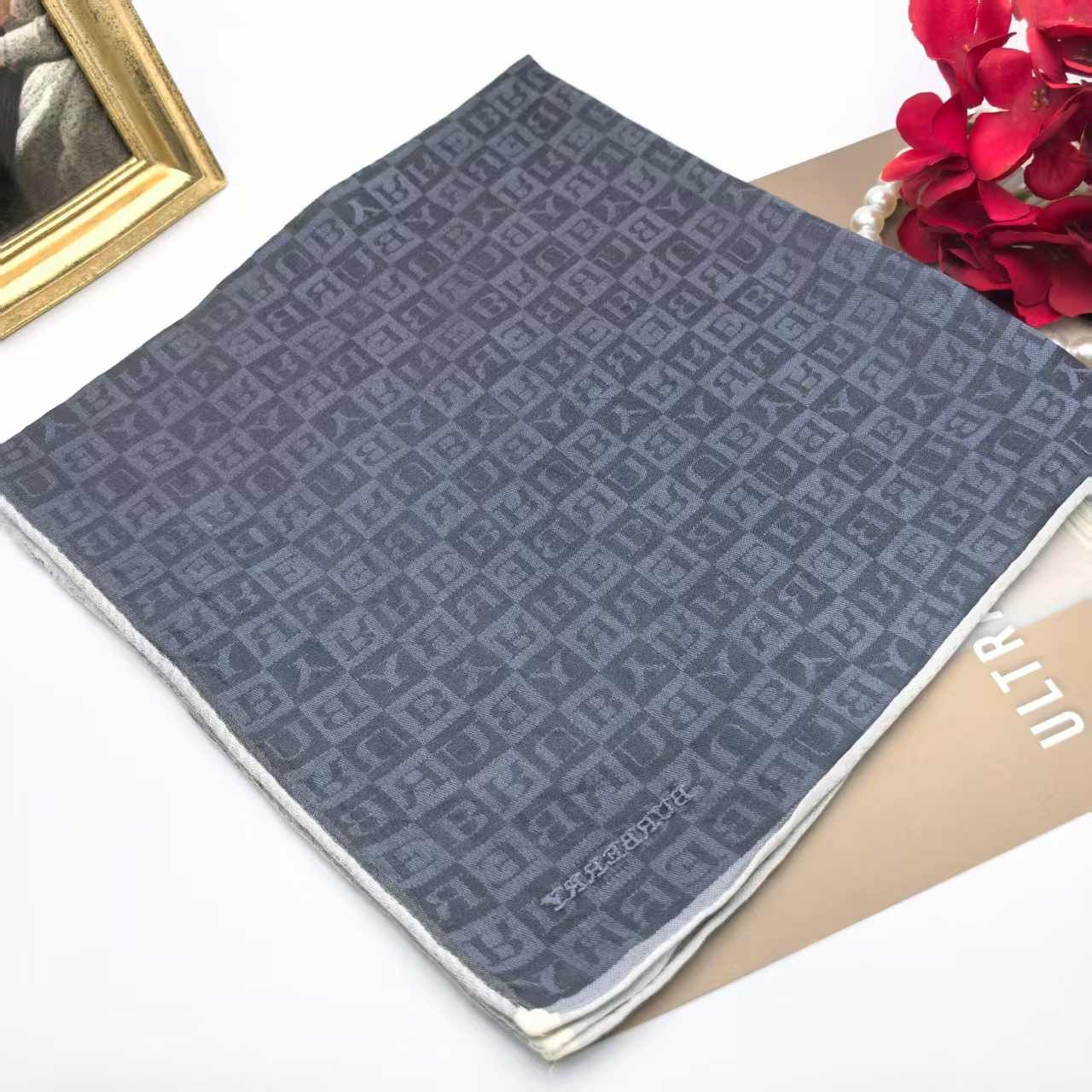 99新 BURBERRY/博柏利 海囤/巴宝莉/丝巾/yy07485