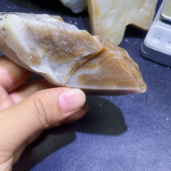 未镶嵌和田玉珠宝半成品