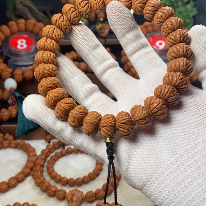 桃核吊坠f*秦岭龙纹