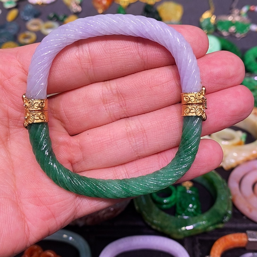 翡翠18K金镶嵌手镯翡翠