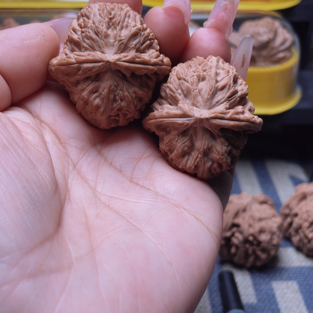 吊坠文玩核桃38白狮子文玩