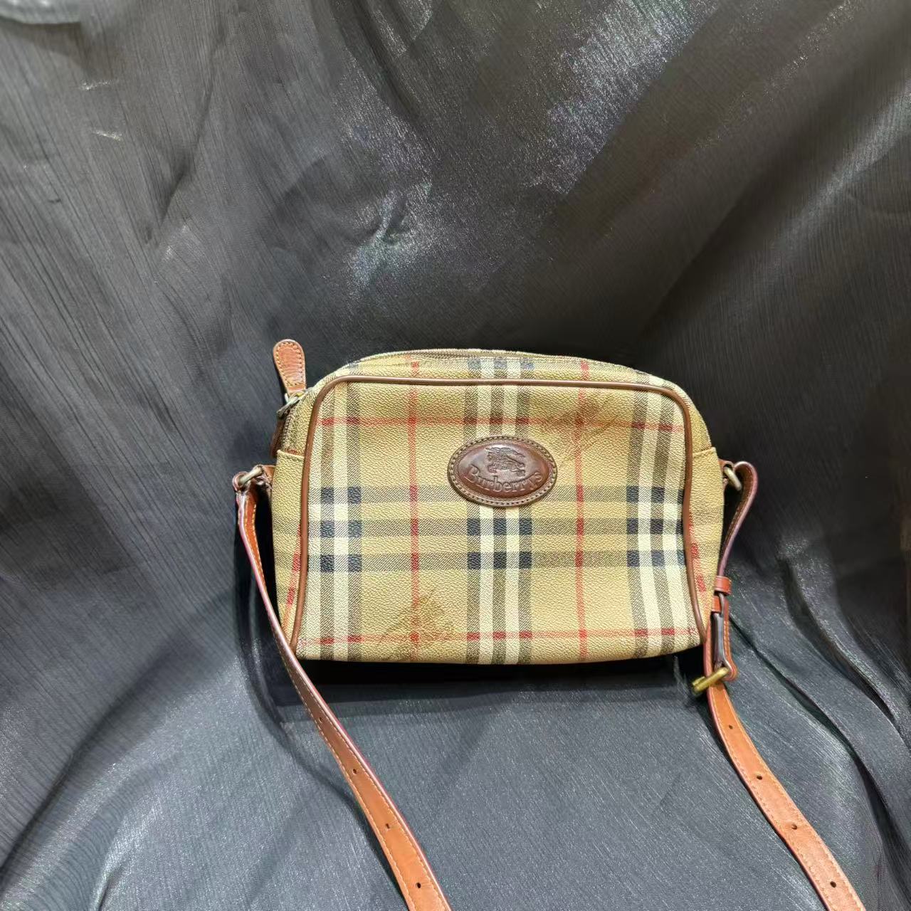 95新 BURBERRY/博柏利 乱乱子中古/女士/单肩包/105237