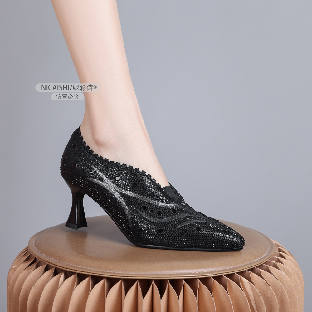 2025年新款法式绝美巨好穿深口单鞋女软底配裙子气质百搭2822