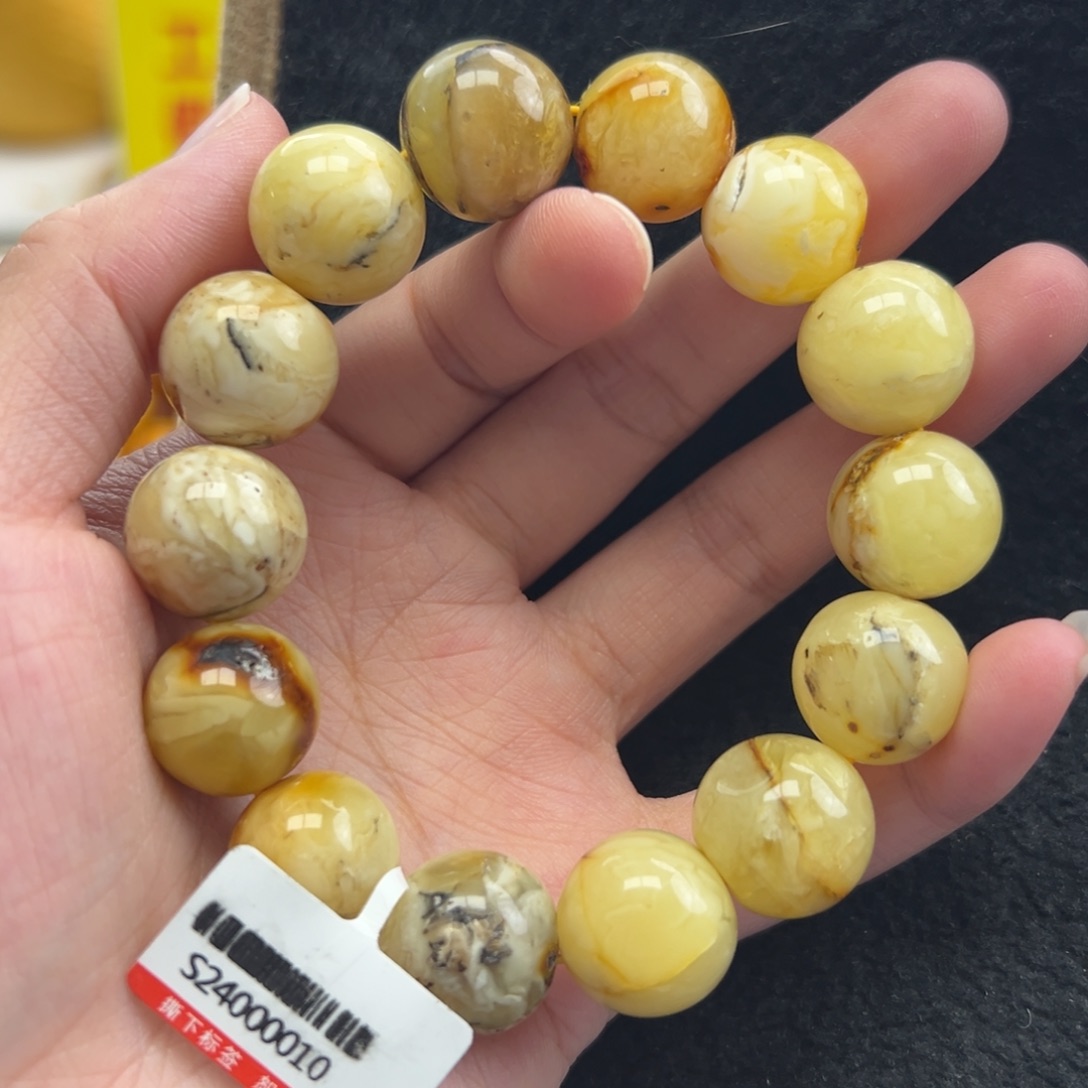 琥珀珠宝奇石未镶嵌