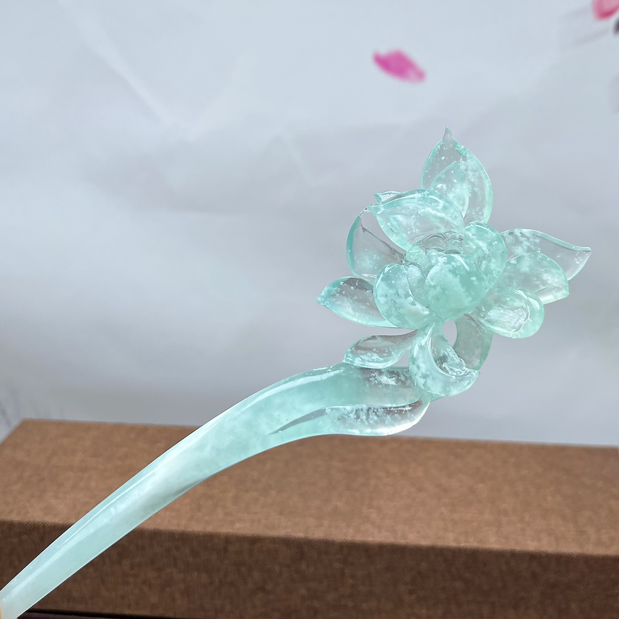 岫玉高品质天青冻荷花发簪 整体长度19cm 簪体入发长度12cm