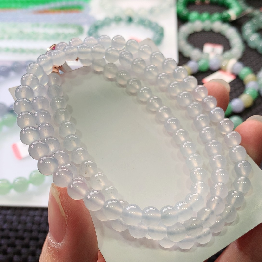 翡翠手链未镶嵌翡翠