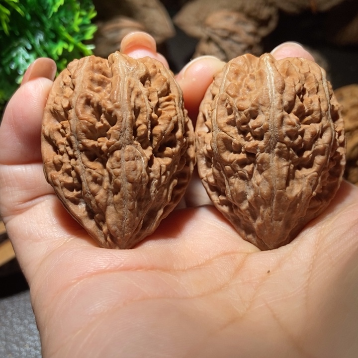 把件文玩核桃东北楸子小雪70