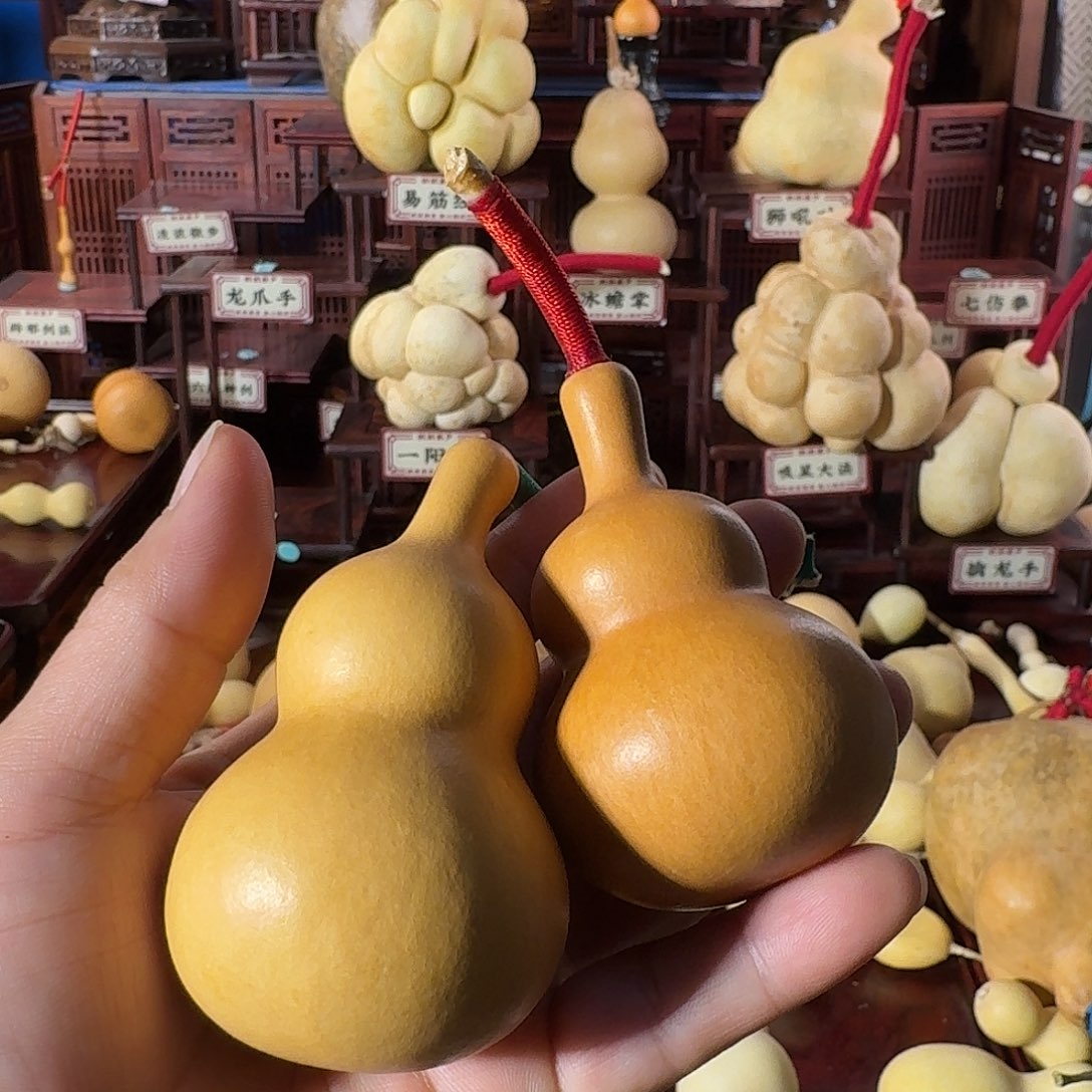 白***长老皮厚皮压手漂亮福利