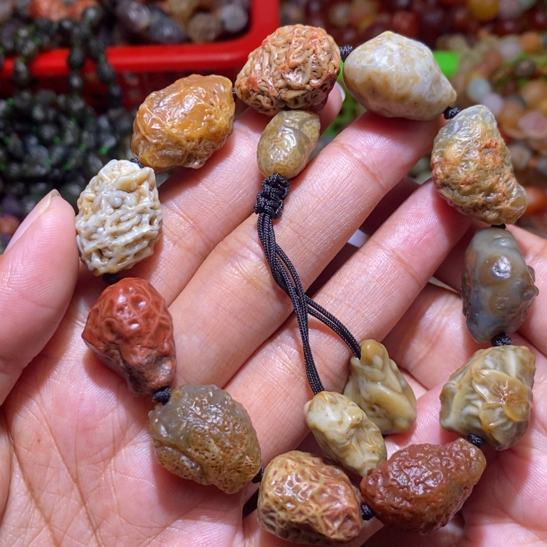 阿拉善天然戈壁石