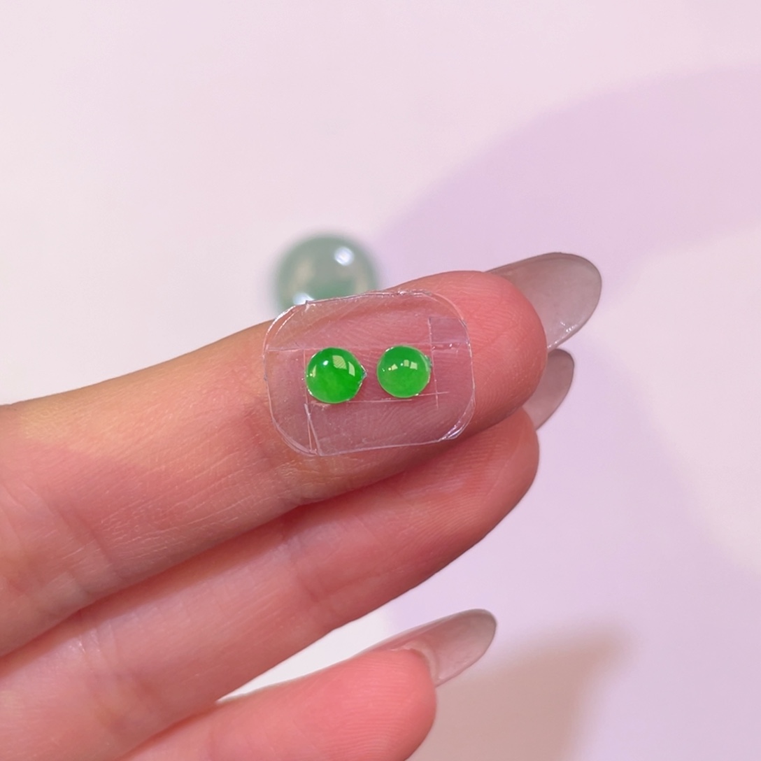 翡翠未镶嵌颈饰裸石