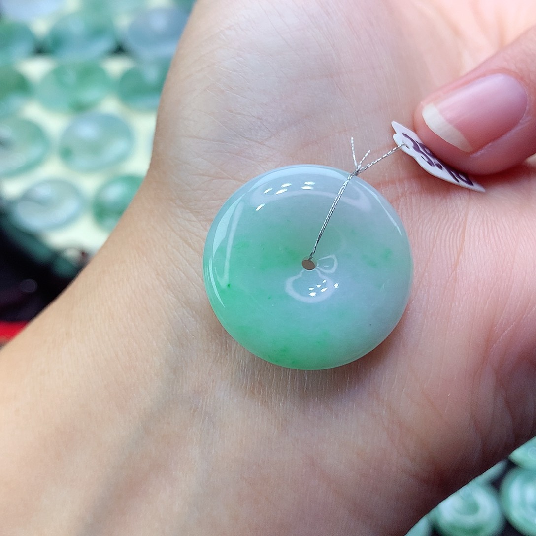 翡翠颈饰未镶嵌5尺寸24.3-5.5