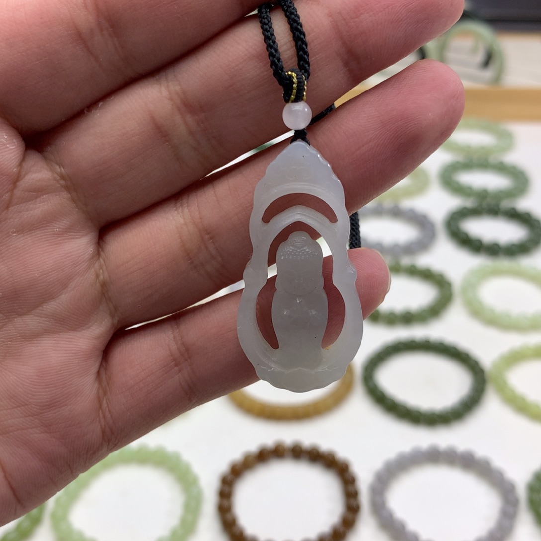 和田玉吊坠未镶嵌