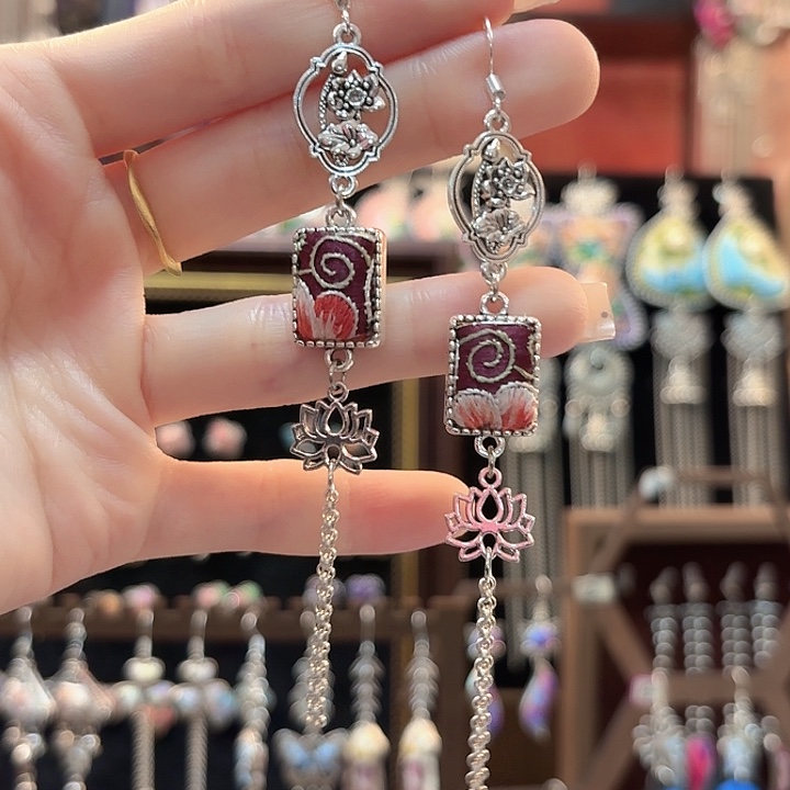 织绣云织谣老绣饰品479