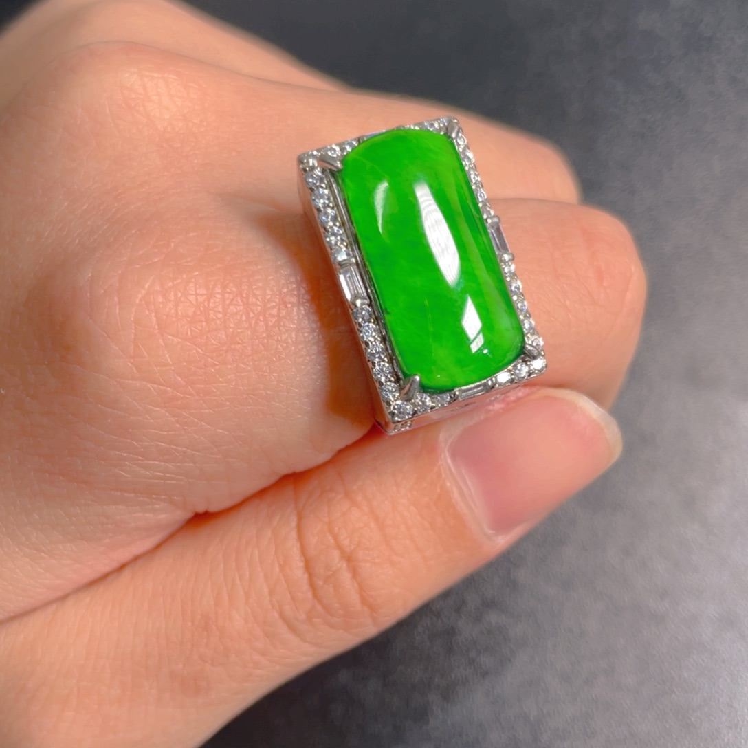 翡翠颈饰未镶嵌保a保真天然翡翠