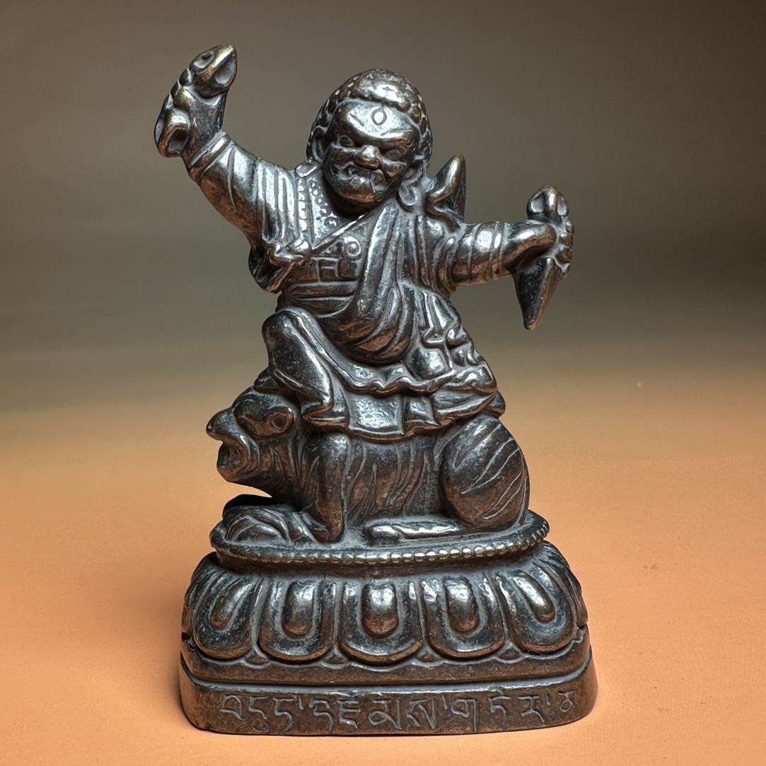 藏传文玩愤怒莲师摆件 高度6.0 宽度3.8